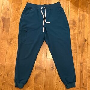 Woman’s High waist Zamora Figs Jogger Scrub Pants with Pink Drawstring